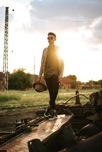 (穿越末日电影)穿越末日封锁:探索虚拟现实世界的生存之旅VR游戏体验 (穿越末日电影)穿越末日封锁:探索虚拟现实世界的生存之旅VR游戏体验