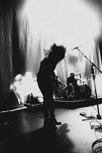 (穿越烈火英雄)穿越烈火年代:回顾那段承载荣耀与牺牲的历史征程 (穿越烈火英雄)穿越烈火年代:回顾那段承载荣耀与牺牲的历史征程