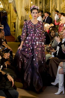 (地牢破坏神手游)地牢破坏神无限金币：打破游戏界限，畅游金币河流！