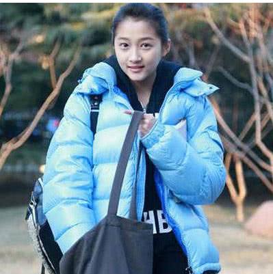 关晓彤王安宇大理复刻《小巷人家》:演技大爆发,重现经典之作 关晓彤王安宇大理复刻《小巷人家》:演技大爆发,重现经典之作