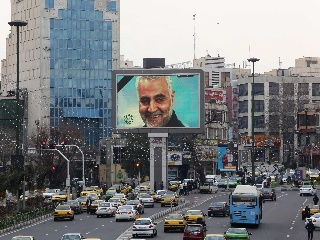 新奥一肖一特预测分析l与新澳门一肖一马一恃一中下一期预测国庆节的由来启发释义、解释与落实,规避不实诱导迷宫